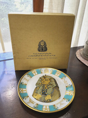 Vintage Boehm Tutankhamun Commemorative Plate Bone Porcelain Ltd Ed w/ Box 1976
